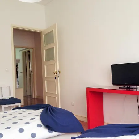 Discovery Benfica ゲストハウス 3*