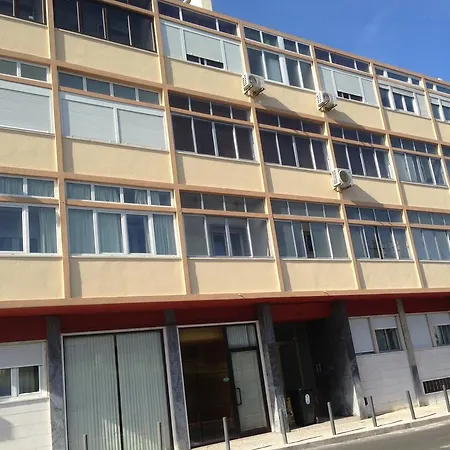 Discovery Benfica Гостьовий будинок