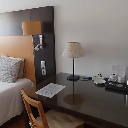 本菲卡探索公寓 3* Lisboa